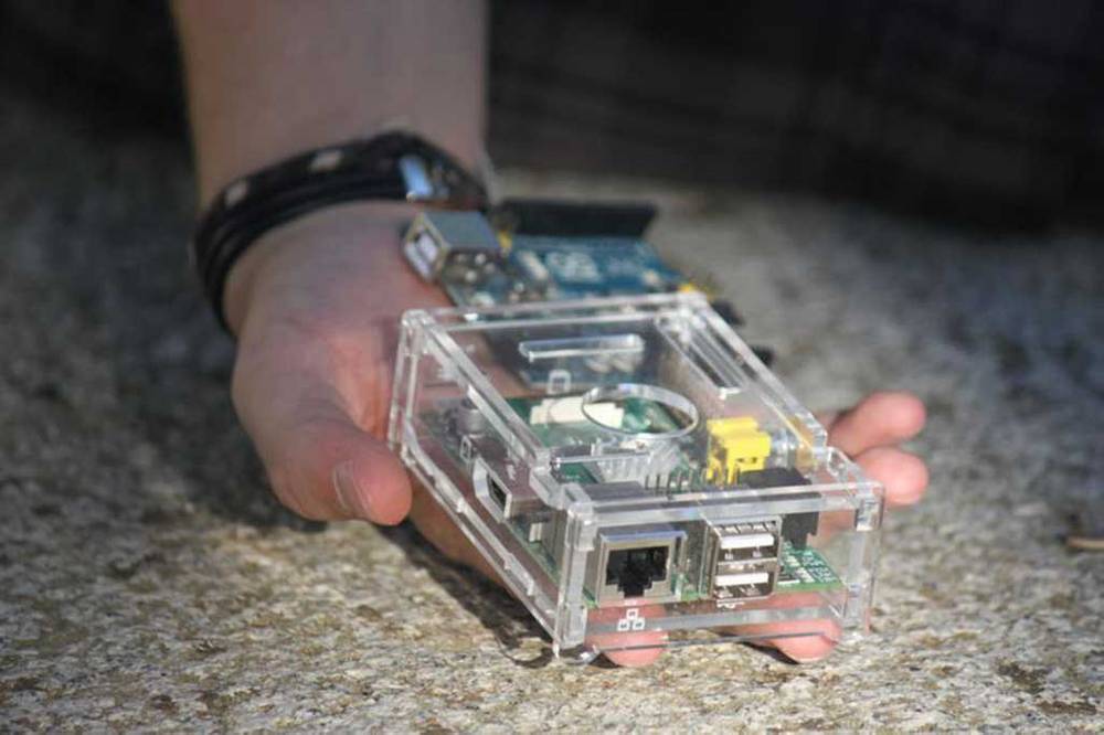 Raspberry
Pi